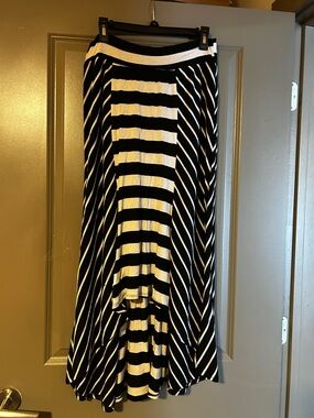 AB Studio Black and White High-Low Striped Maxi Skirt